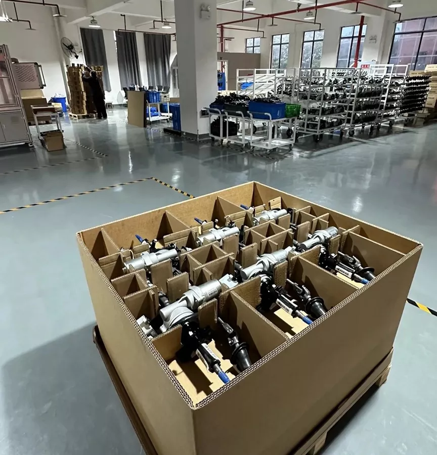 Truck Parts Tapered Roller Bearing